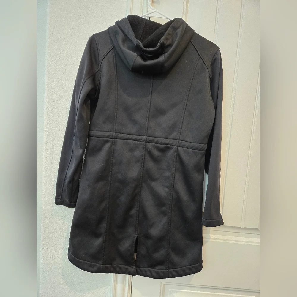 Black‎ Zip-Up Jacket